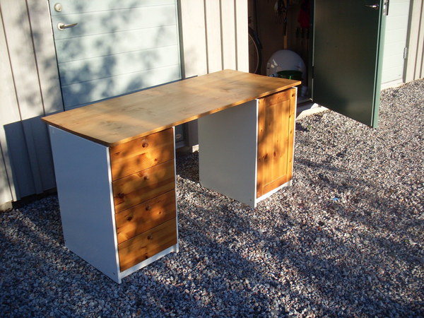 Skrivbord