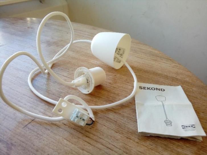 Ikea Sekond, "upphäng" till vissa Ikea-lampskärmar