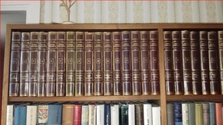 Nordisk familjebok A-ö, 1-22 Alla band i skinn bortskänkes