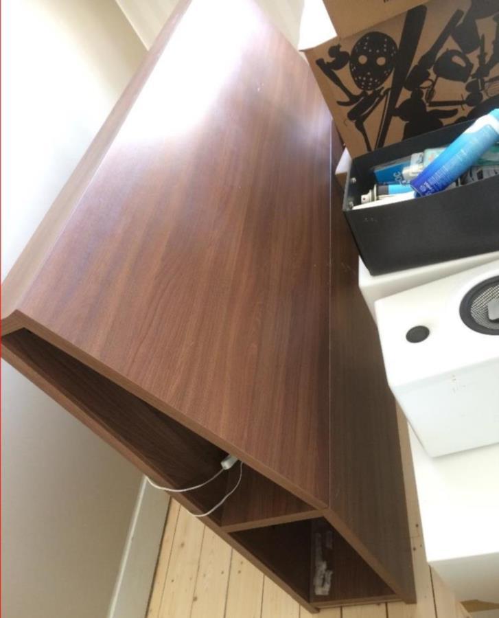 sänggavel, körsbär