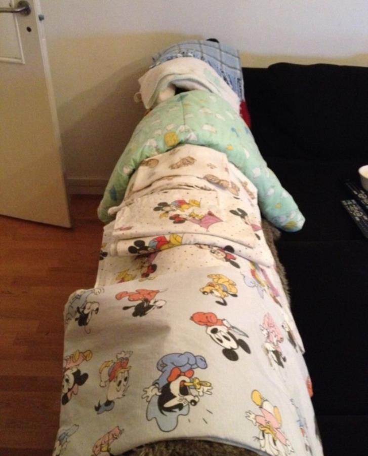 Påslakan spjälsäng, täcke m m