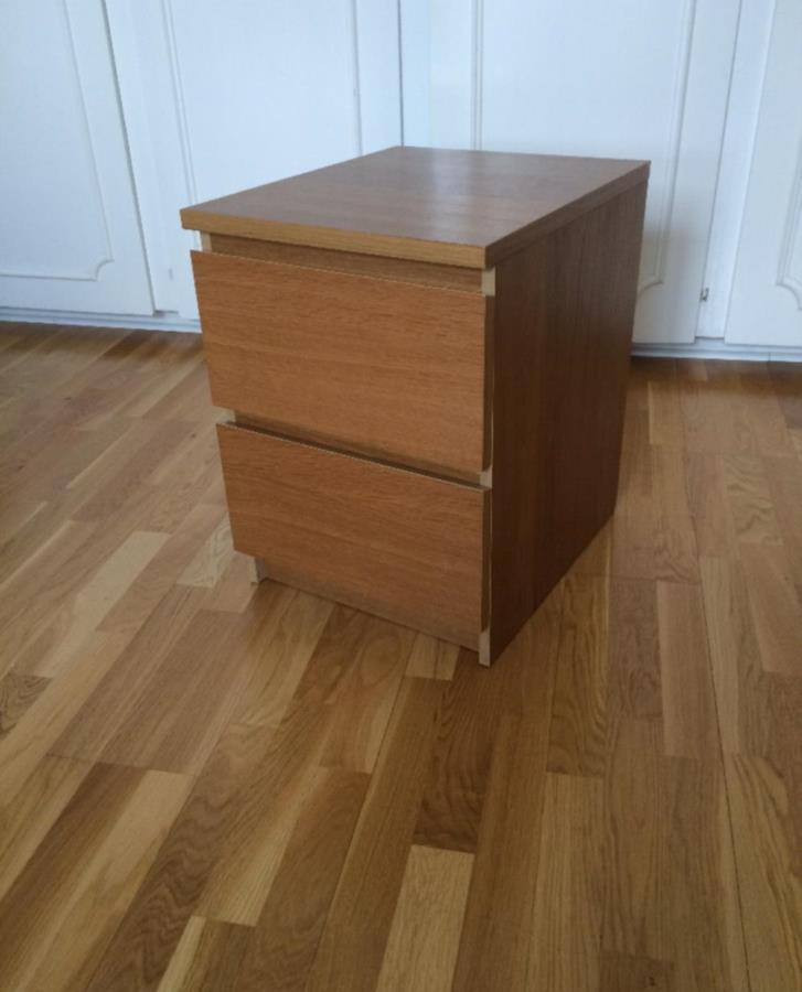 Möbler, byrå / hurts