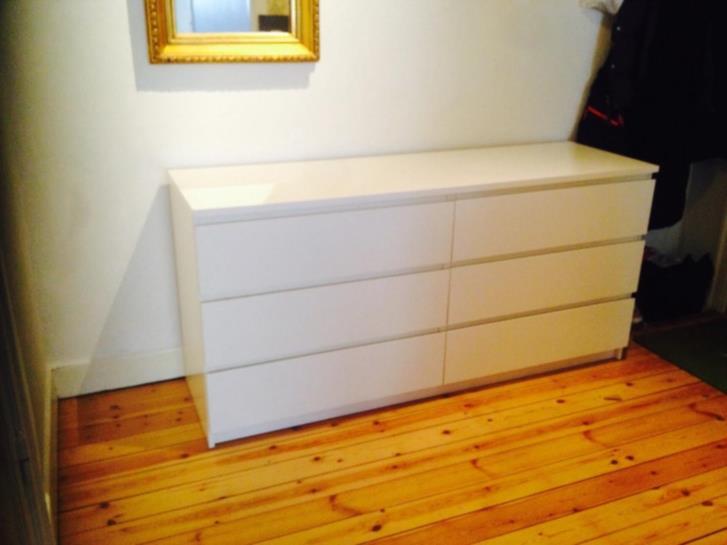 Byrå Ikea / sideboard  /soffa