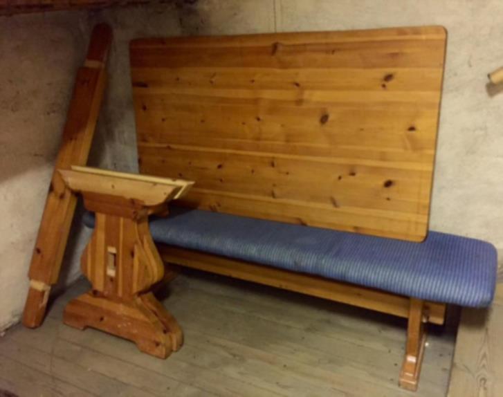 Furubord och furubänk