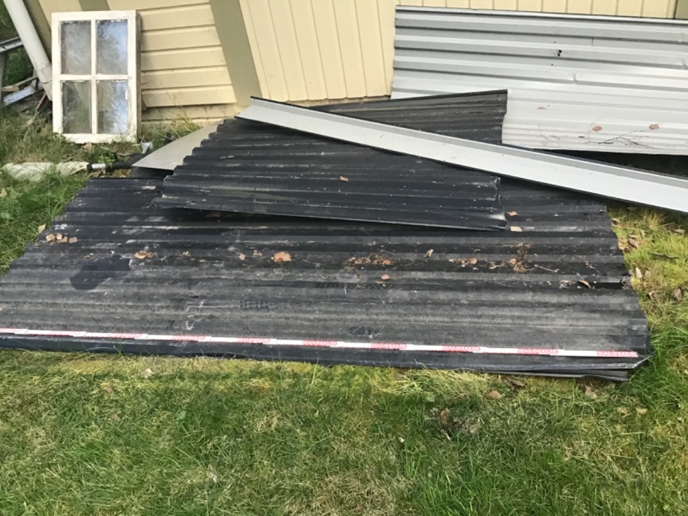 Takplåt litet fönster