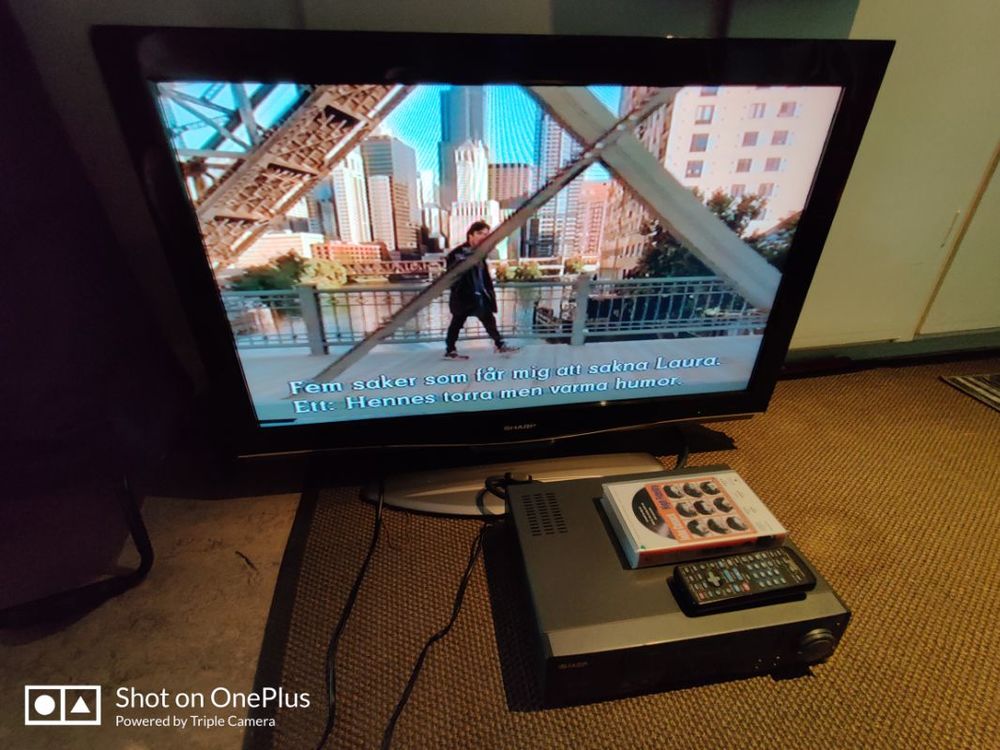 37" LCD tv bortskänkes