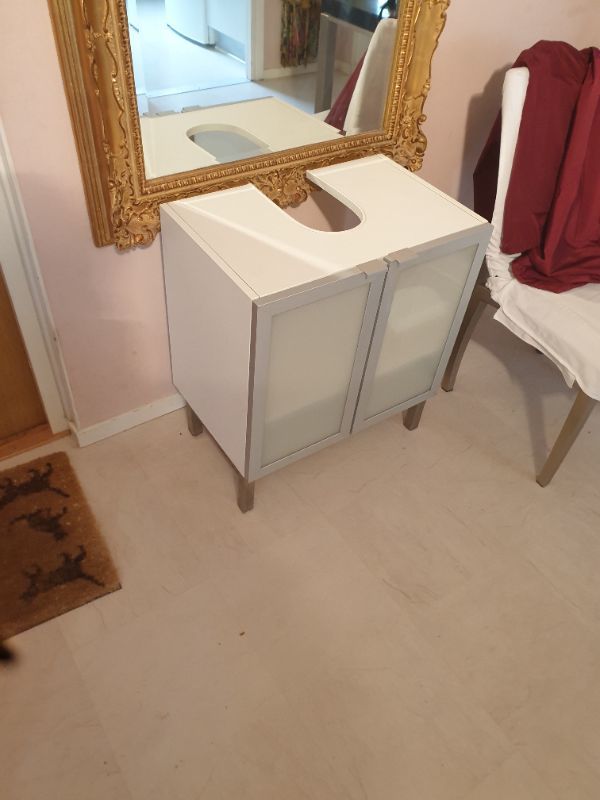 Badrumsskåp IKEA