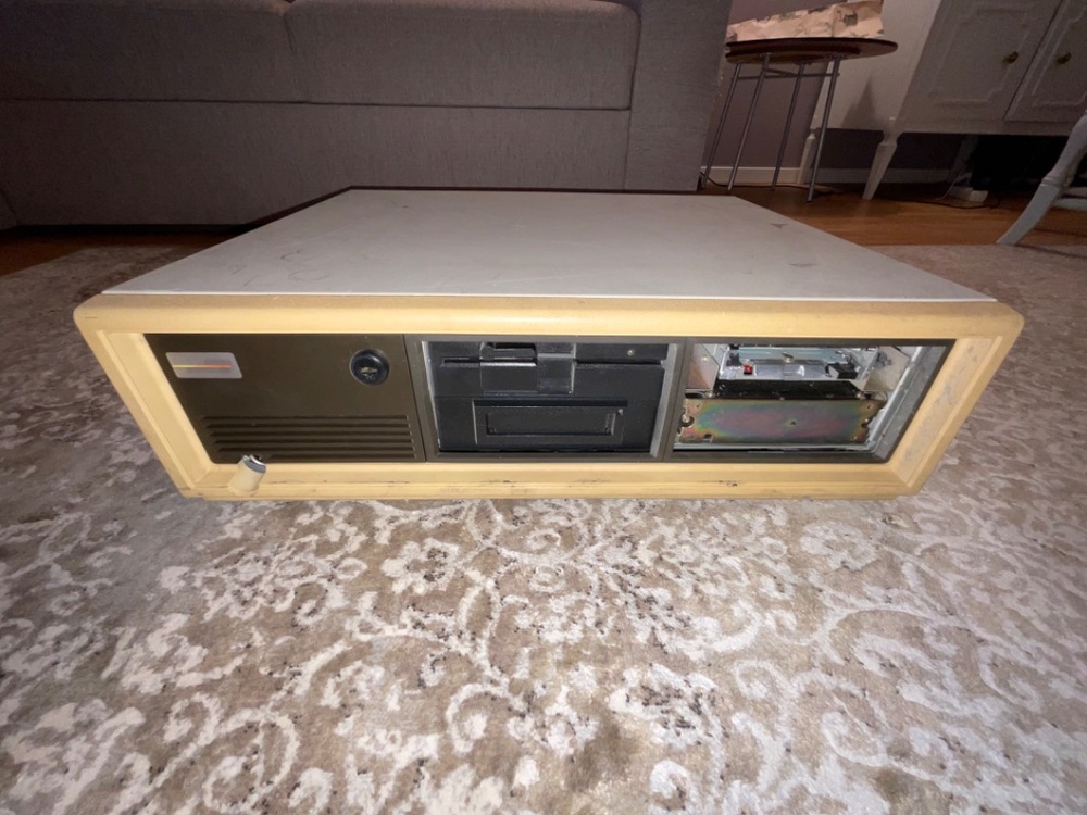 Compaq Deskpro 386 (16MHz) — Retrodator — 1980-tal