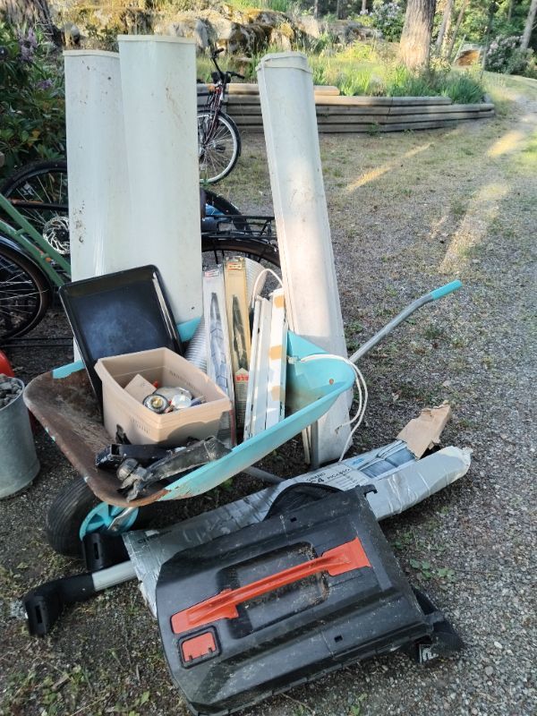 Tackräcke till bil,skottkärra,lysrör mm