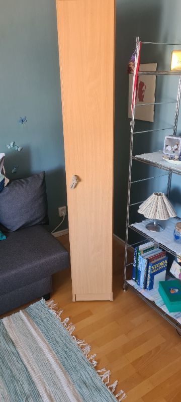 Lång garderob 