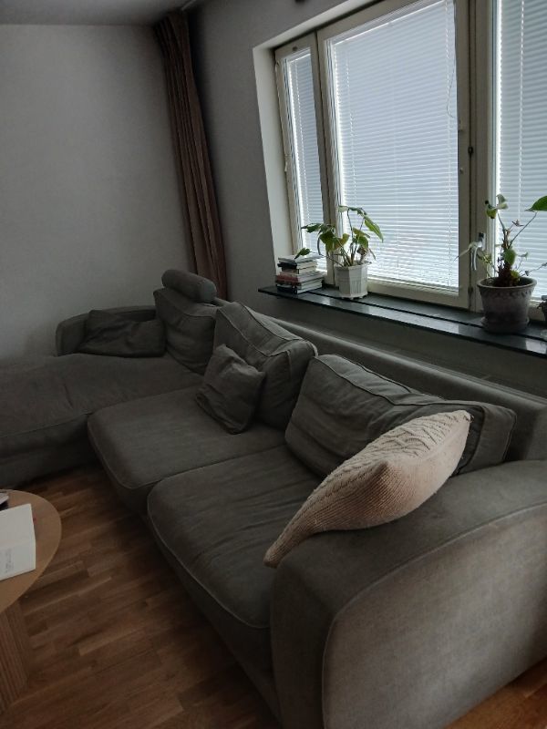 Grå stor soffa 