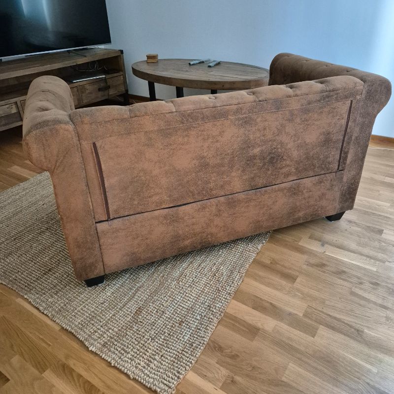 Chesterfield soffa konstläder. 
