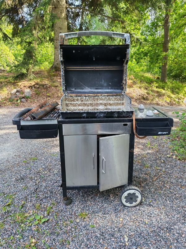 Weber 210 gasolgrill