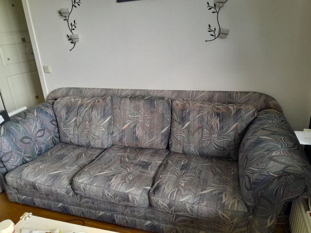 Dux 3 sits soffa bortskänkes