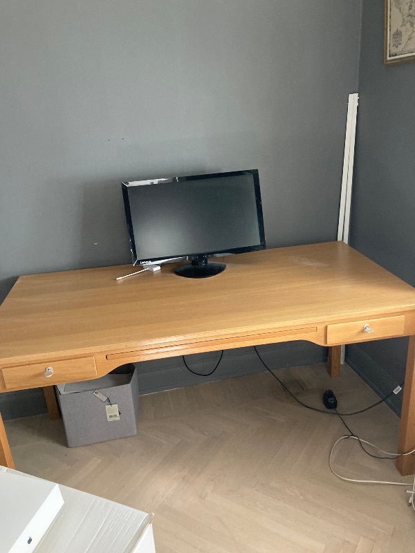 Skrivbord