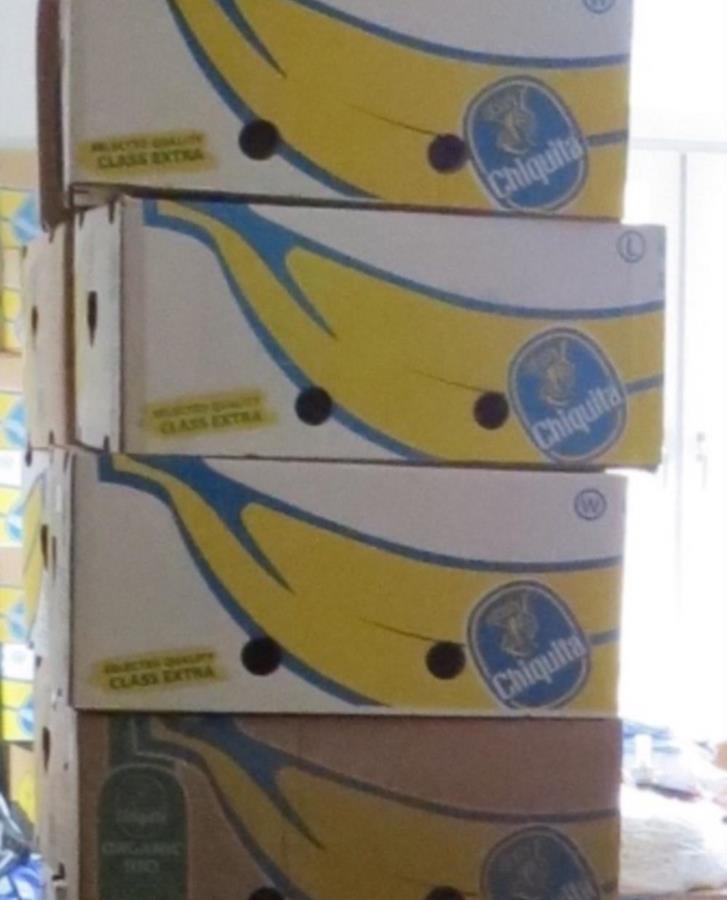 21 st BANANKARTONGER till FLYTT, BORTSKÄNKES